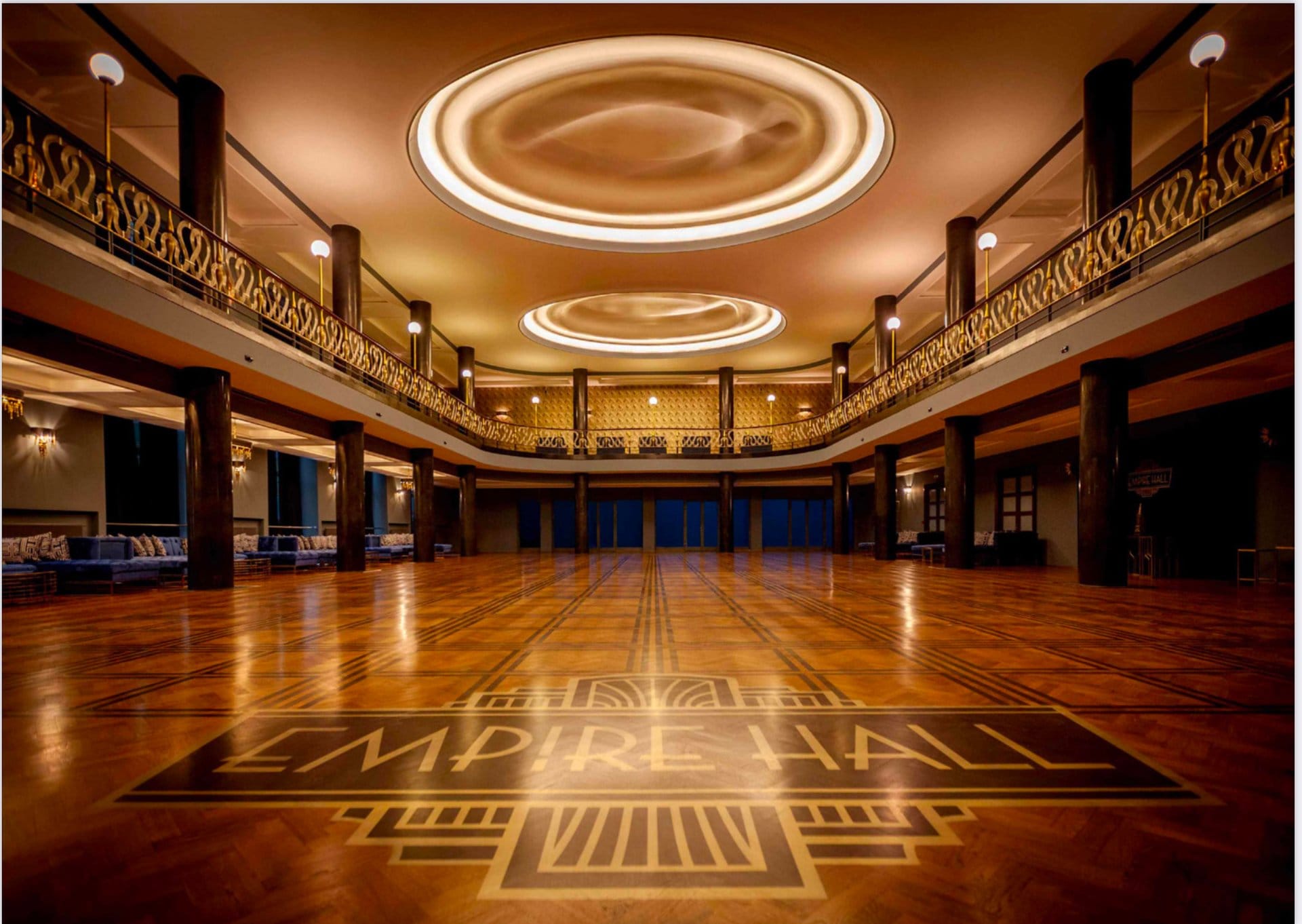 Empire Hall ve Slovanském domě