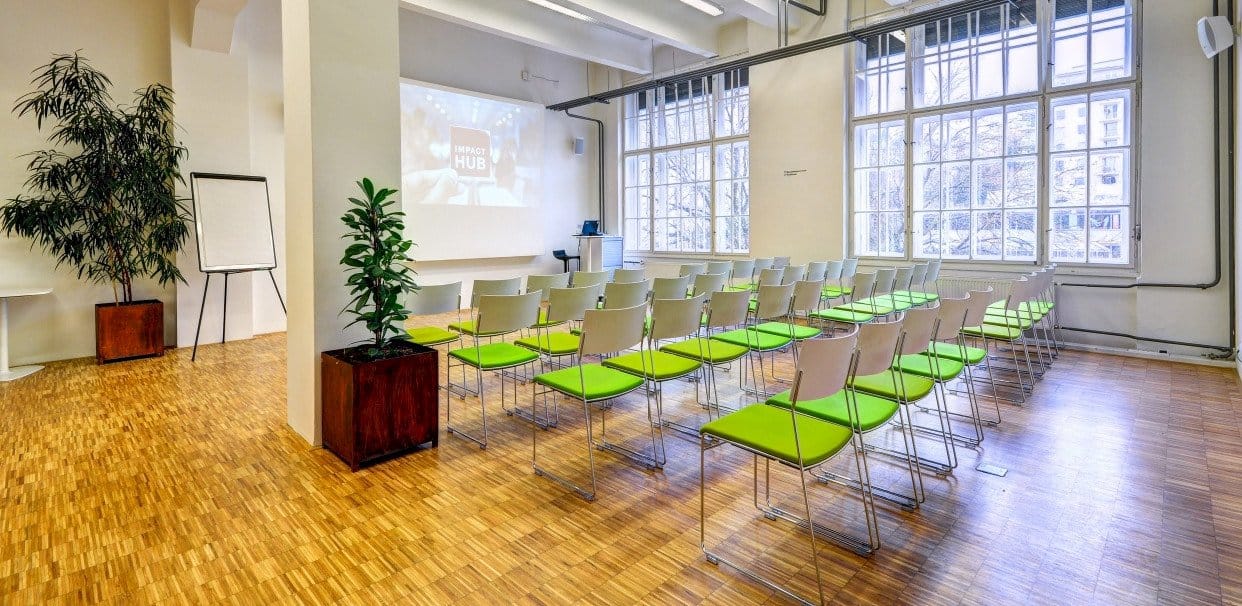 Impact Hub Praha D10 - Velká konferenční místnost