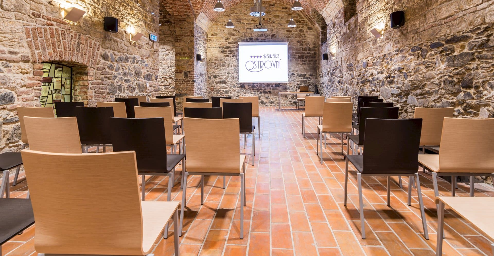 Kamenný sál - obrázek 1