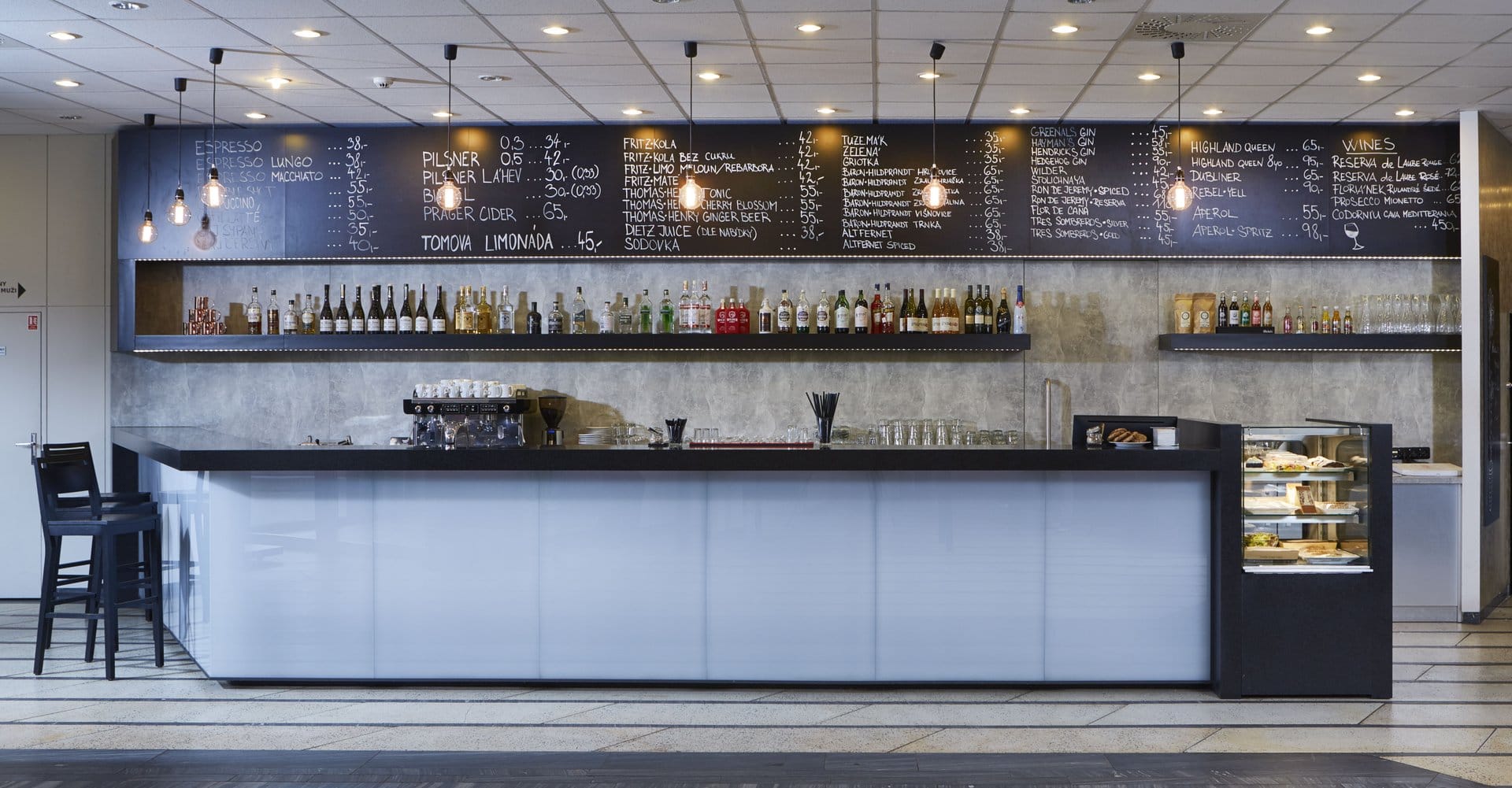 Prostor Dlabačov - Kavárna, Bar a Foyer