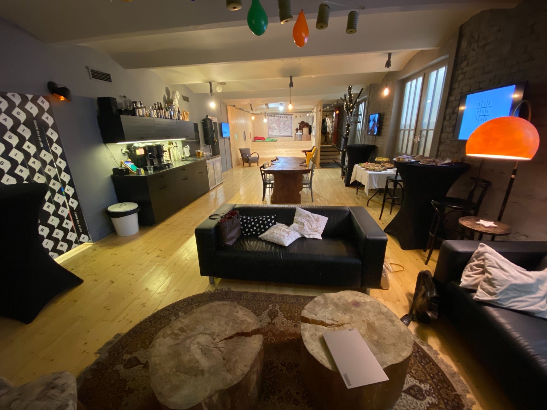 Office glamping IMAGINATORIUM