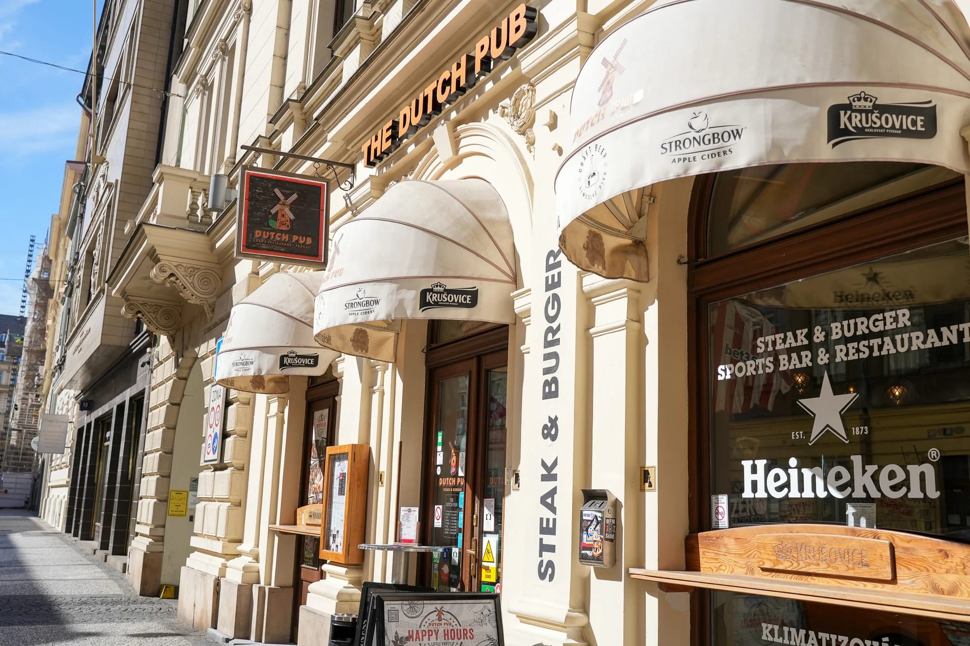 The Dutch Pub